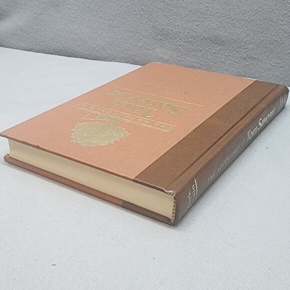 The Adventures of Tom Sawyer Book 1987 - Picture 5 of 8